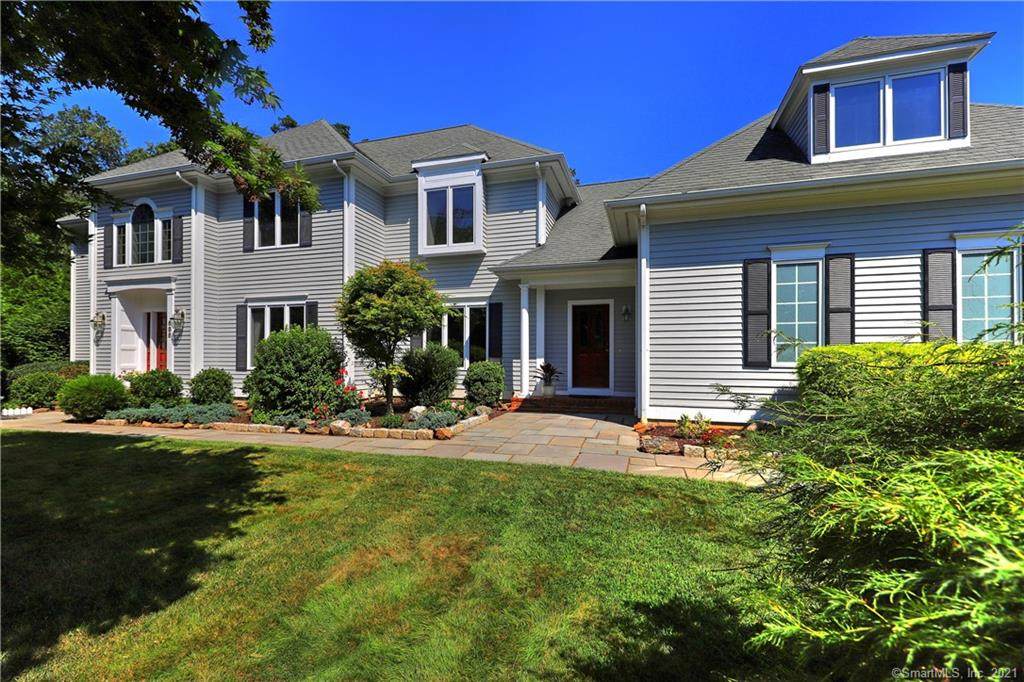 688 Heritage Hill Road - Photo 1