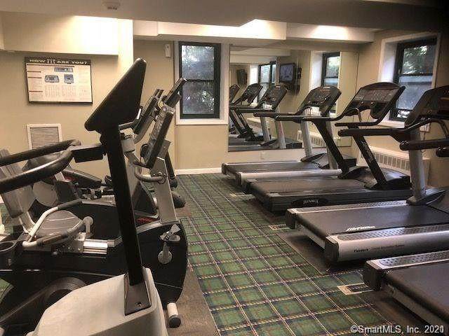 140a Hoyt Street - Photo 1