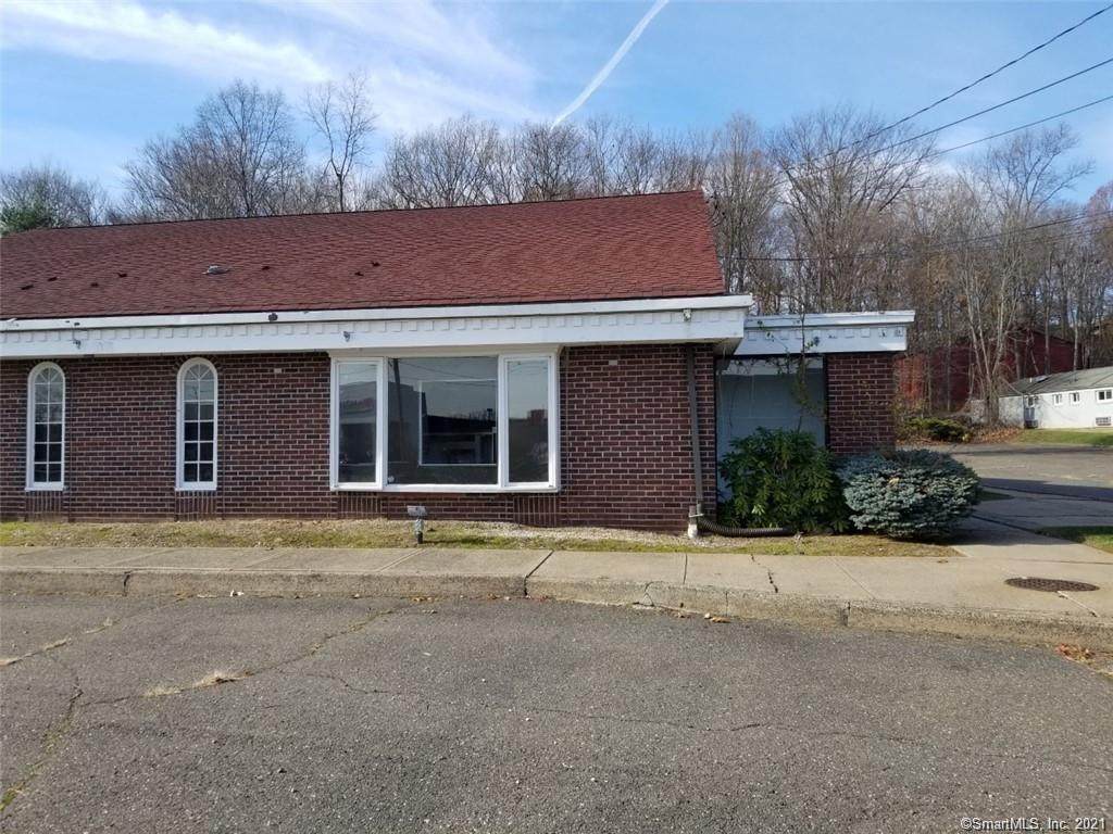 2221 Berlin Turnpike - Photo 1