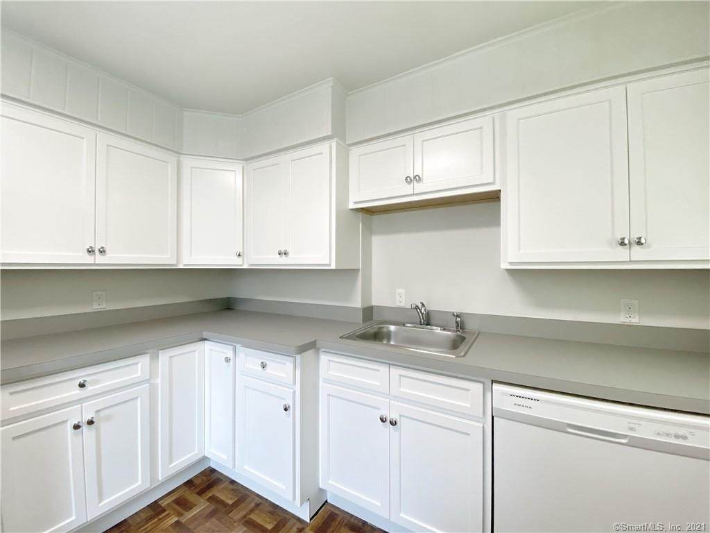 251 Melville Drive - Photo 1