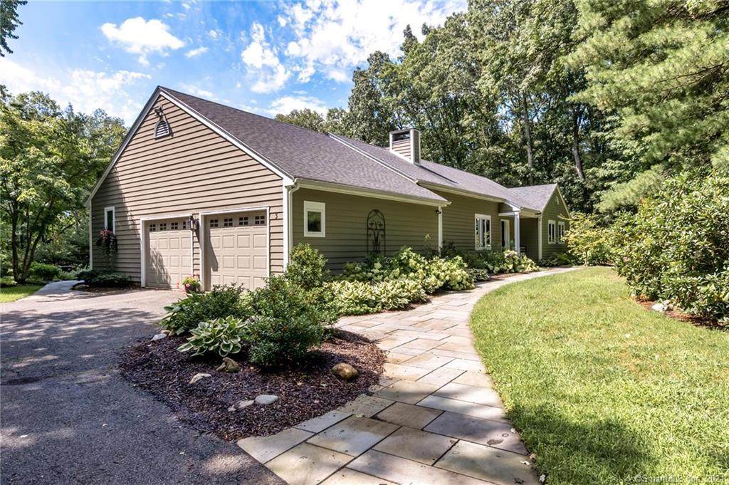 3 Tanglewood Drive - Photo 1