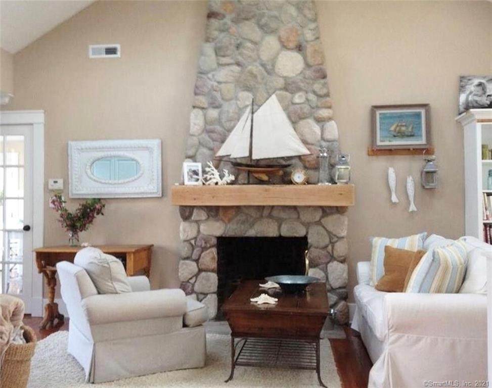 114 Lee Way - Photo 1
