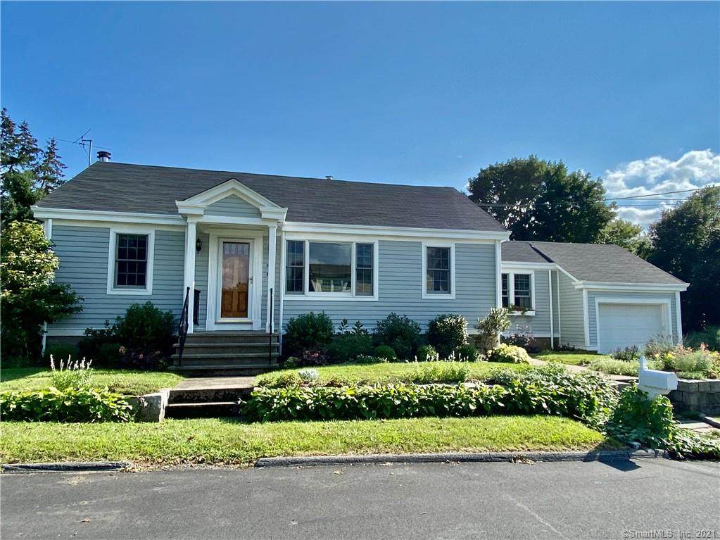 4 Pleasant Street - Photo 1