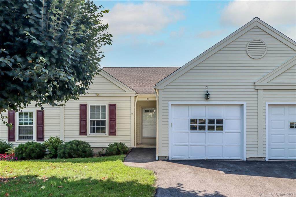 73 Elizabeth Circle - Photo 1
