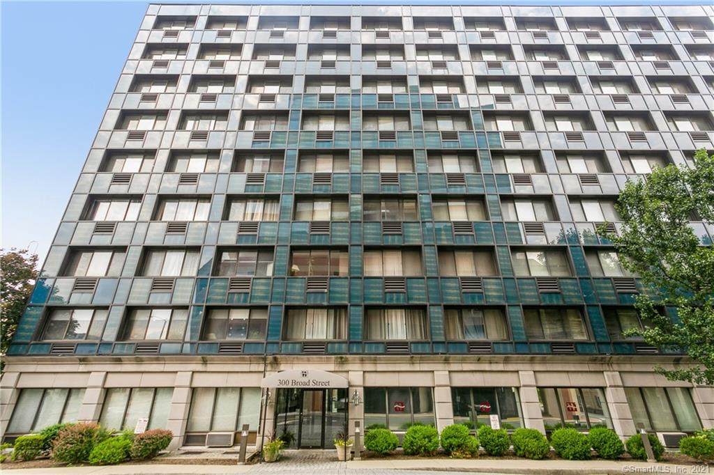 300 Broad Street - Photo 1