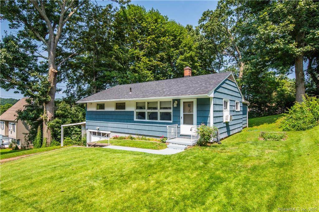 44 Hillcrest Avenue - Photo 1
