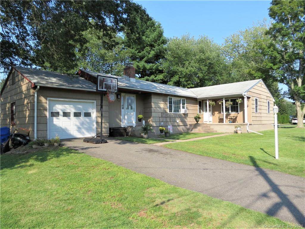 39 Hollister Drive - Photo 1