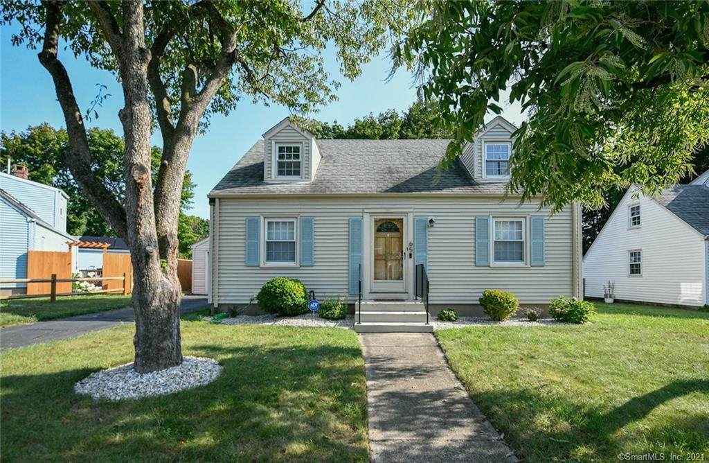 65 Albert Road - Photo 1