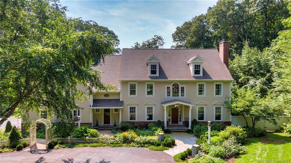 596 Deercliff Road - Photo 1