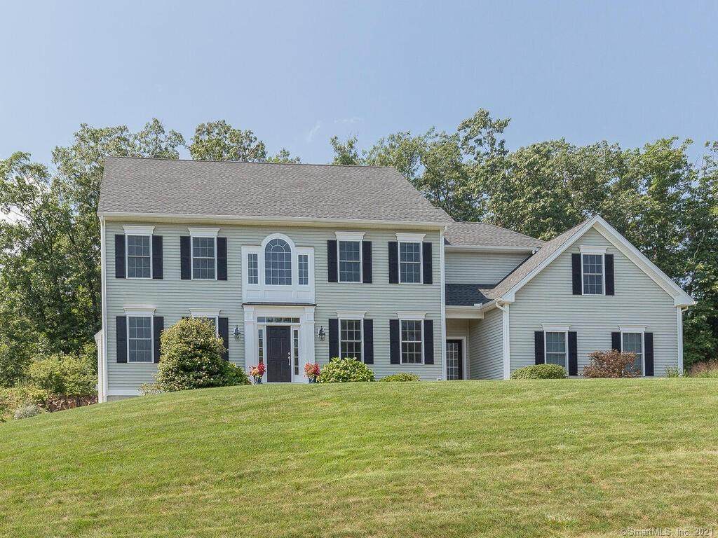 19 Knoll Lane - Photo 1