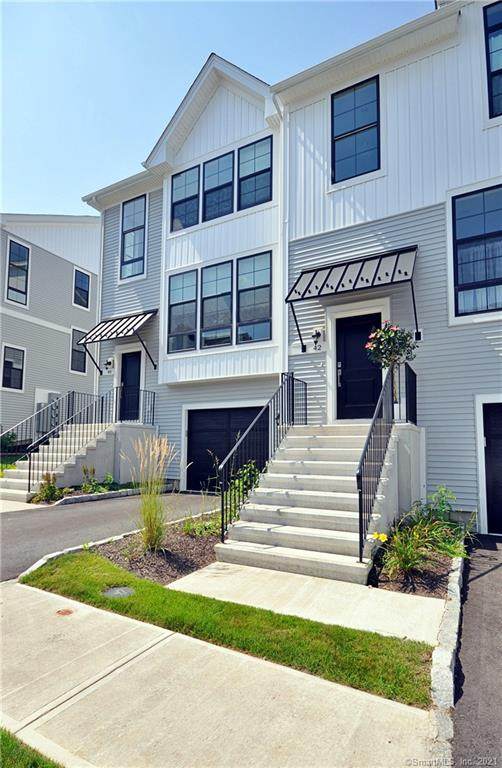 42 Brentwood Circle - Photo 1