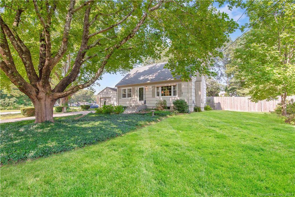 11 Village Drive - Photo 1