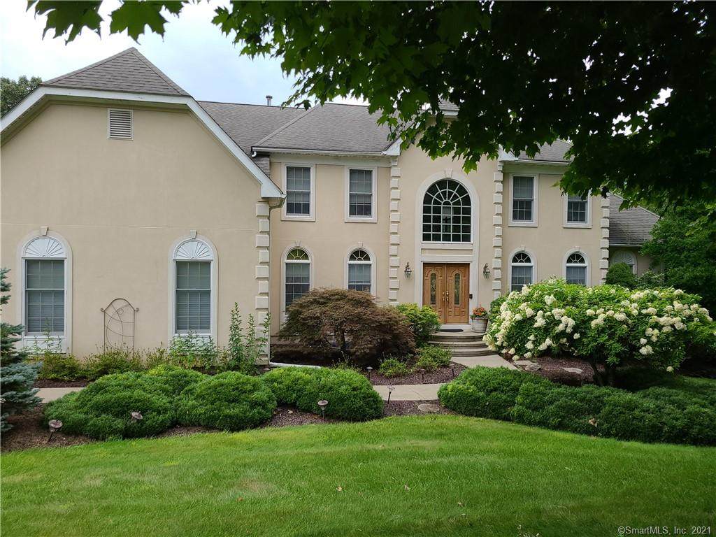 17 Whitewood Road - Photo 1