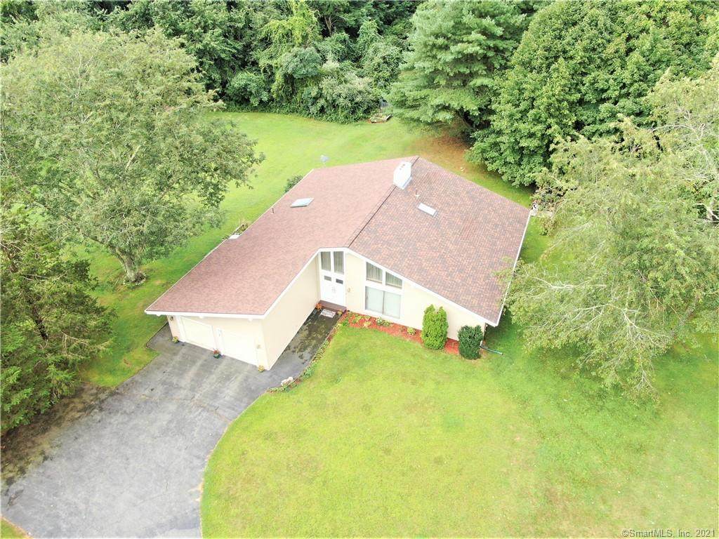 70 Upper Pattagansett Road - Photo 1