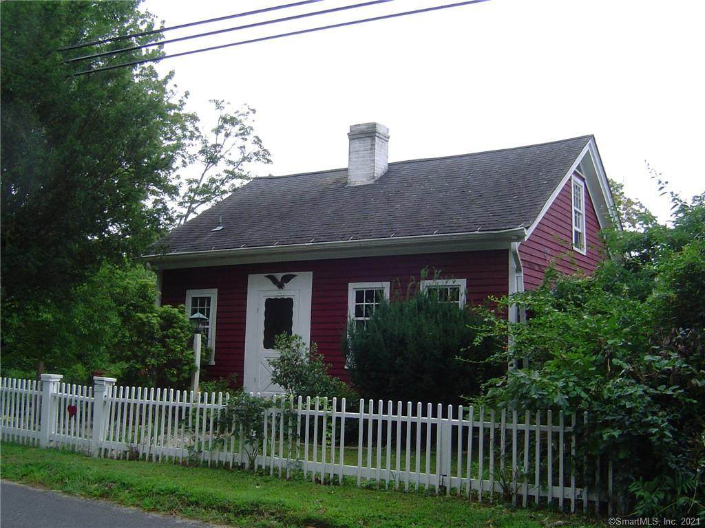 376 Colonial Road - Photo 1
