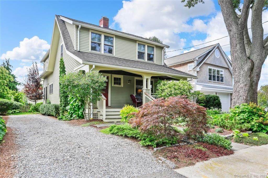 8 Roland Avenue - Photo 1