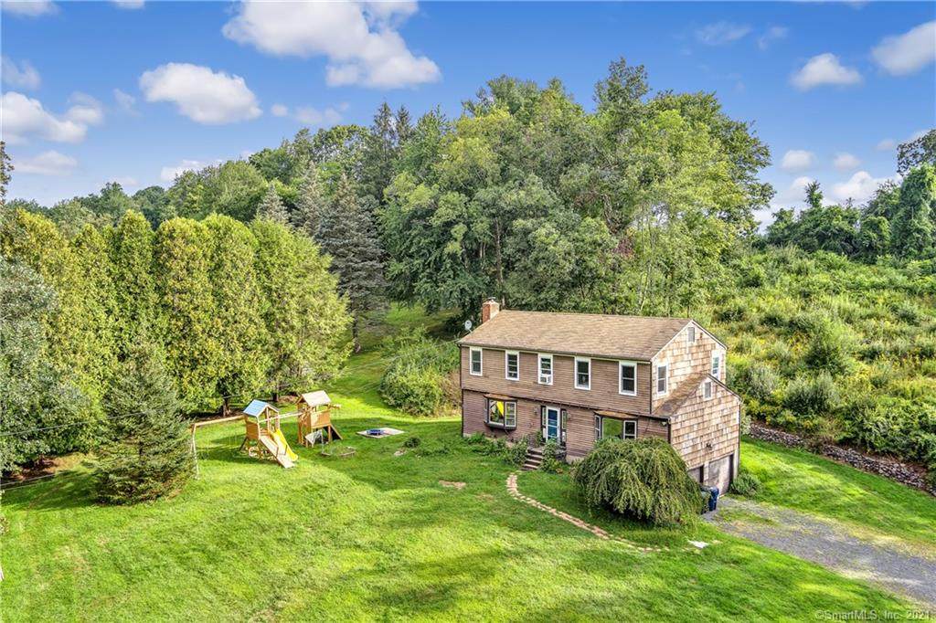 11 Phyllis Lane - Photo 1