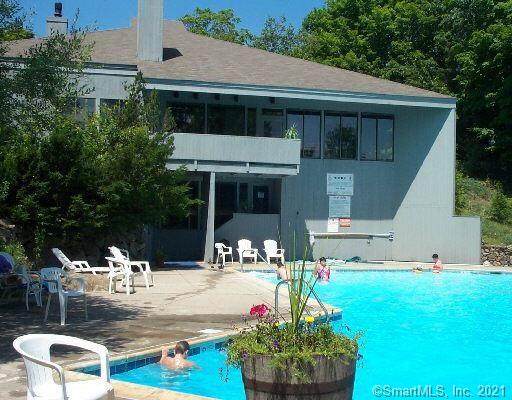 2 Blueberry Lane - Photo 1