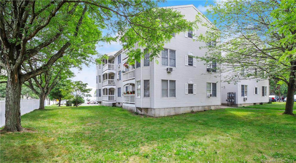 25 Chestnut Street - Photo 1