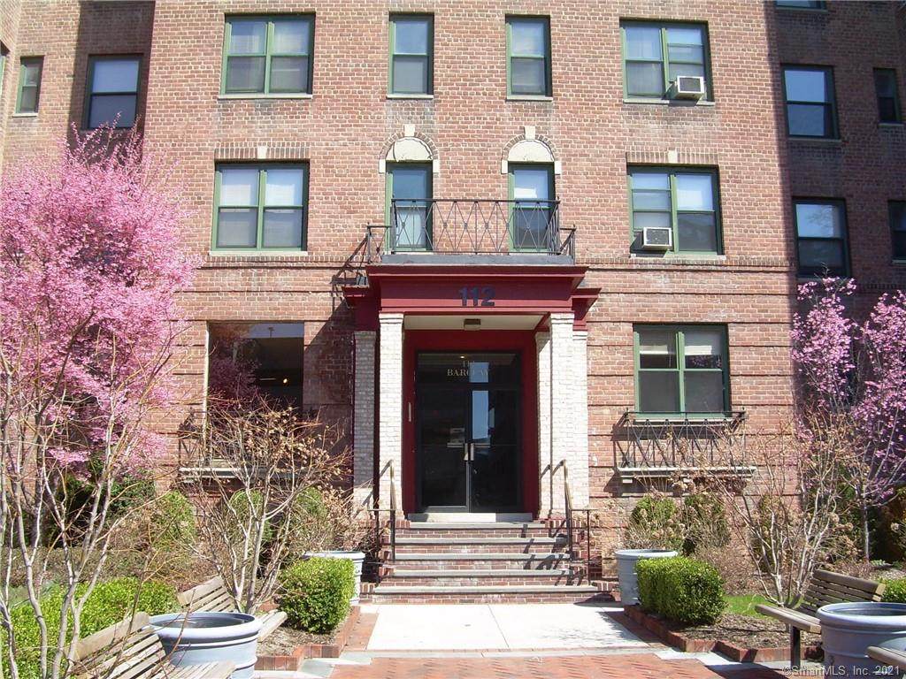126a Hoyt Street - Photo 1