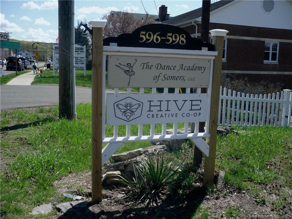 596 Main Street - Photo 1