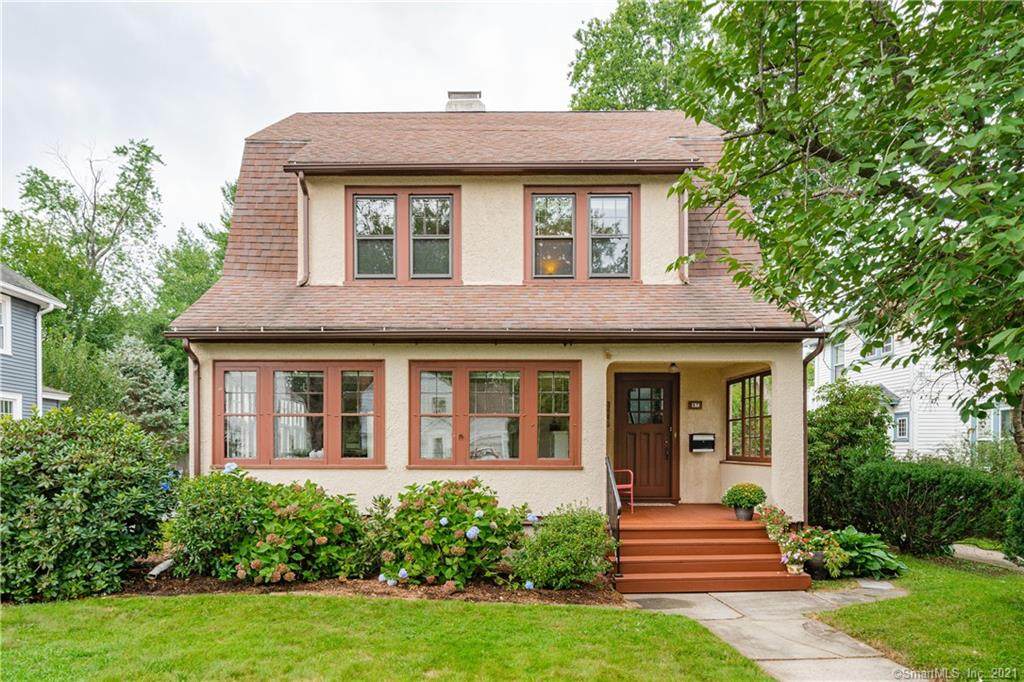 67 Quaker Lane - Photo 1