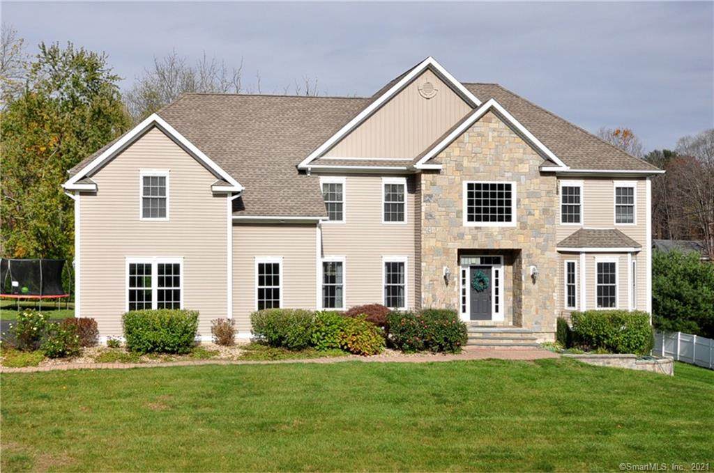 4 Southgate - Photo 1