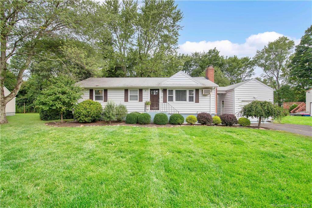 34 Clemens Avenue - Photo 1
