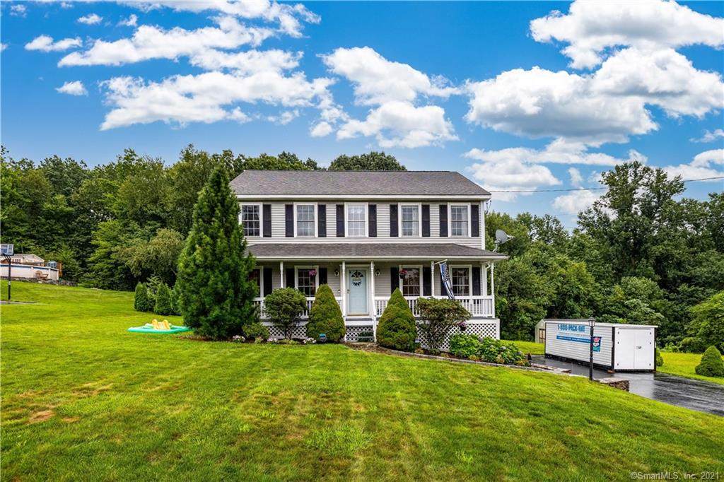 32 Country Hollow Road - Photo 1