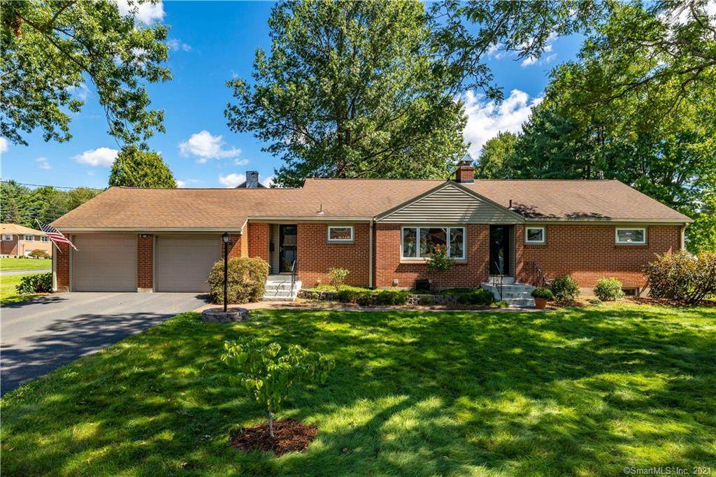 26 Rye Ridge Parkway - Photo 1