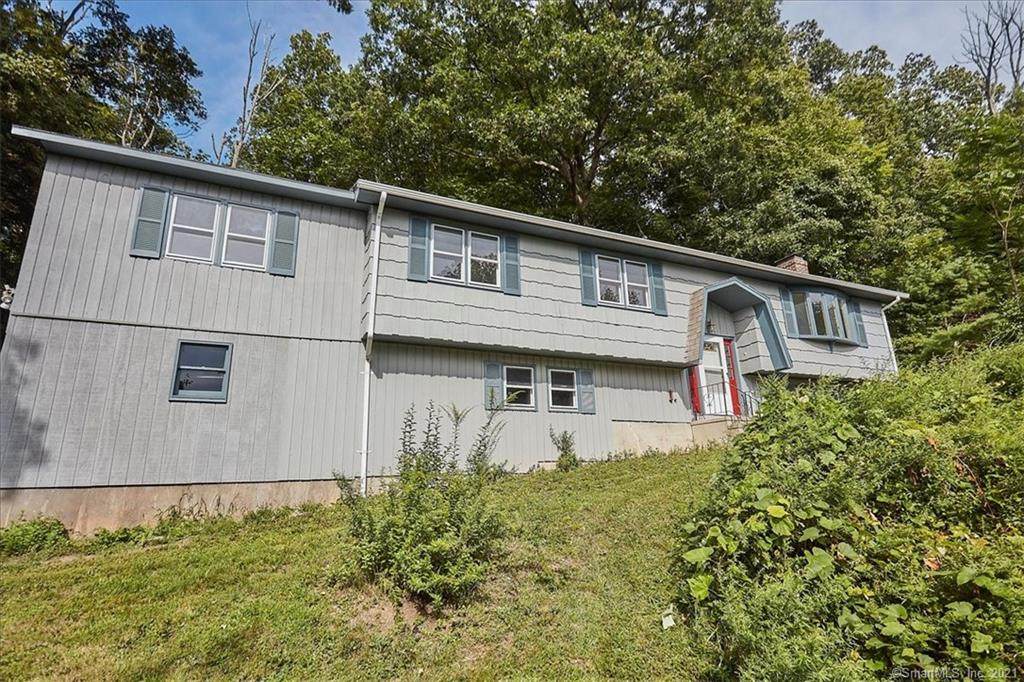 33 Wedge Hill Drive - Photo 1
