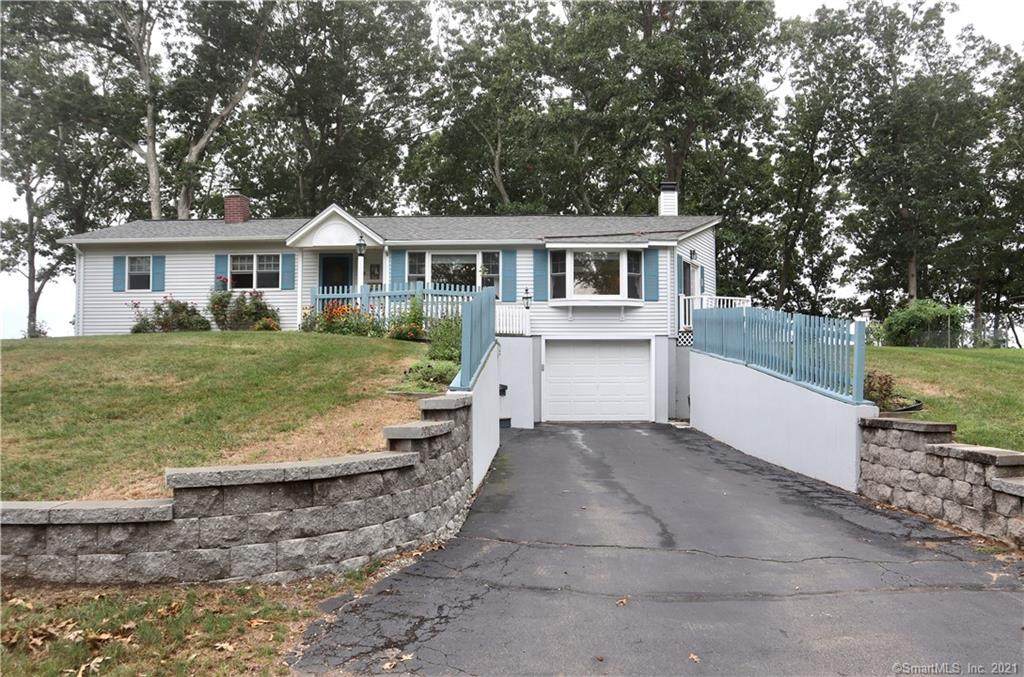 39 Briarwood Drive - Photo 1