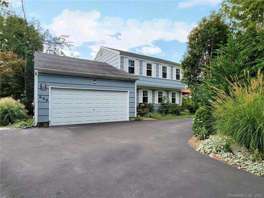 689 Oldfield Road - Photo 1