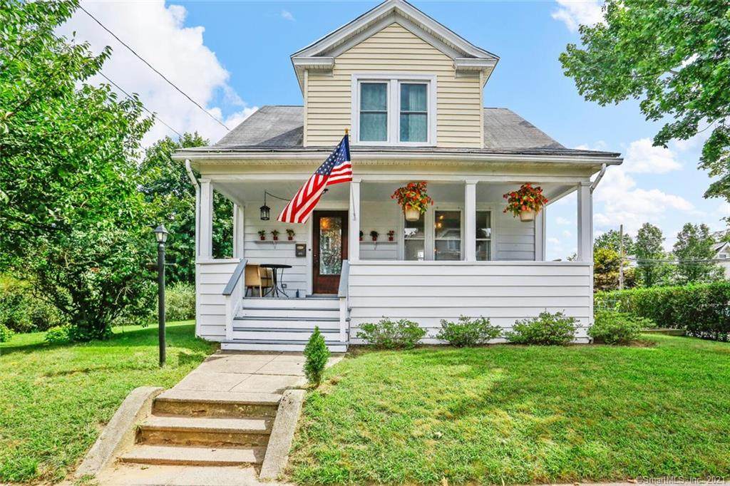 455 Villa Avenue - Photo 1