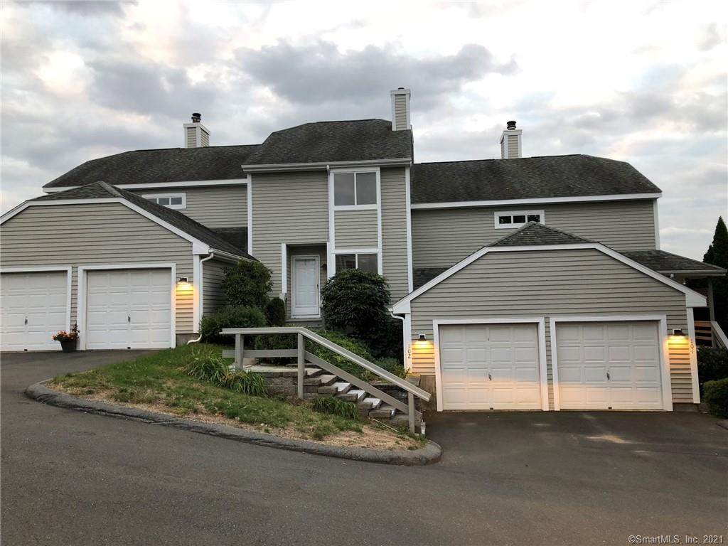 675 Townsend Avenue - Photo 1