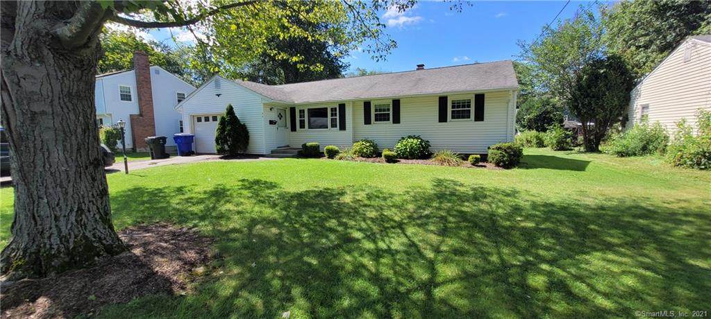 25 Laurel Drive - Photo 1