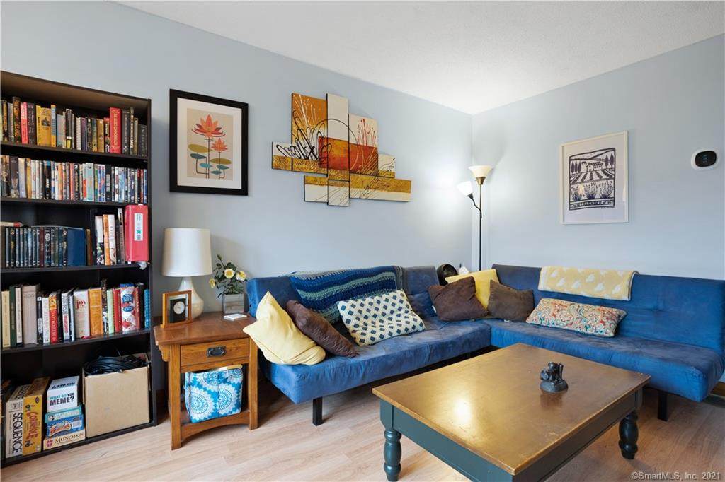 233 Derby Avenue - Photo 1