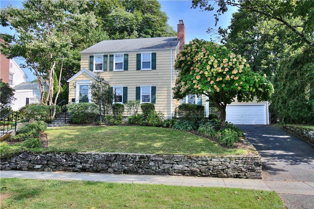143 Rockland Road - Photo 1