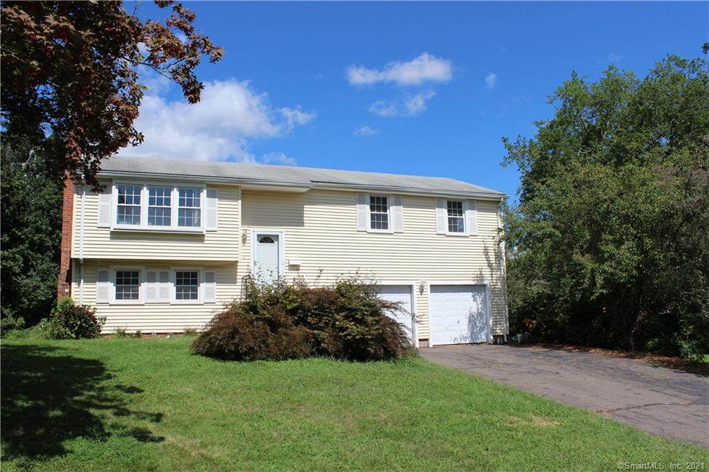 2 Blue Grass Drive - Photo 1