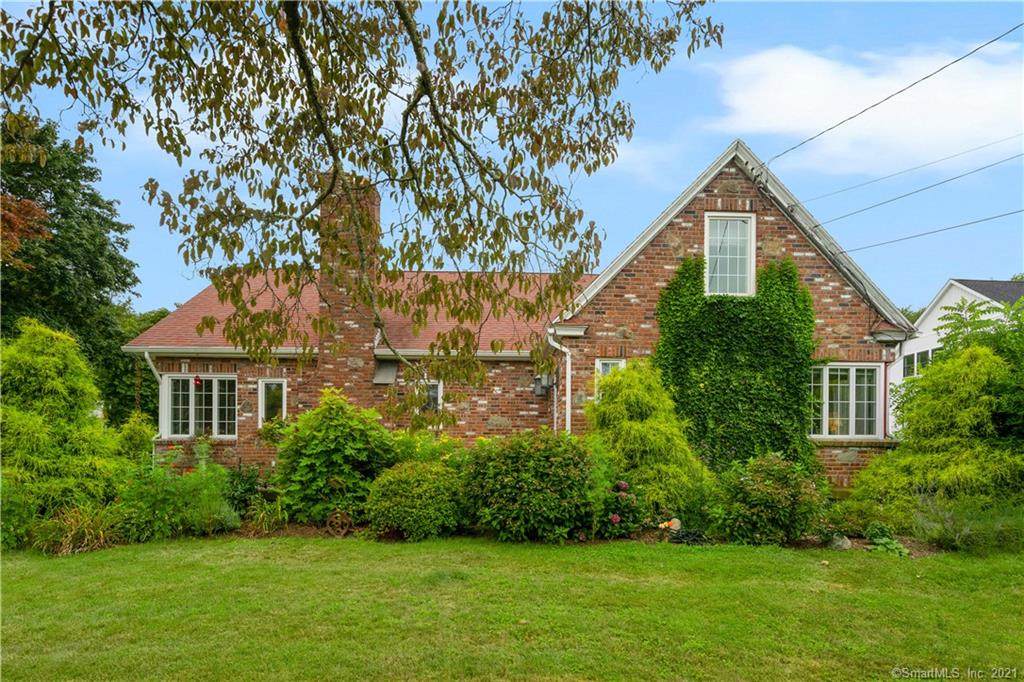 107 Great Neck Road - Photo 1