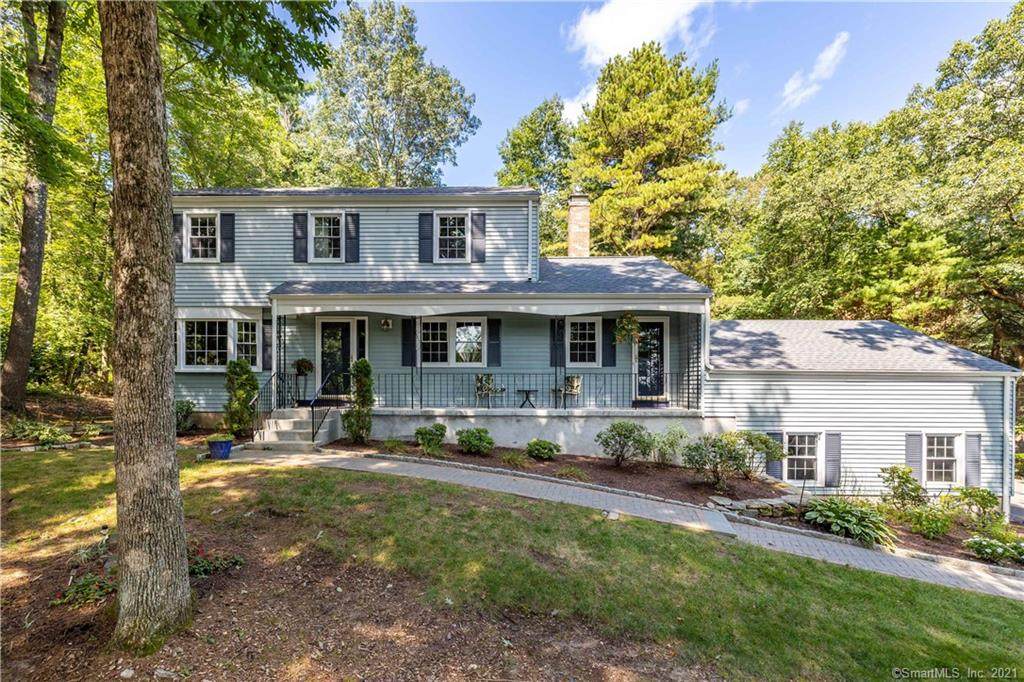118 Deepwood Drive - Photo 1