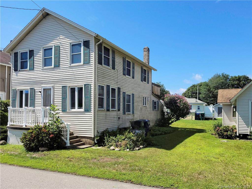 5 Swan Avenue - Photo 1