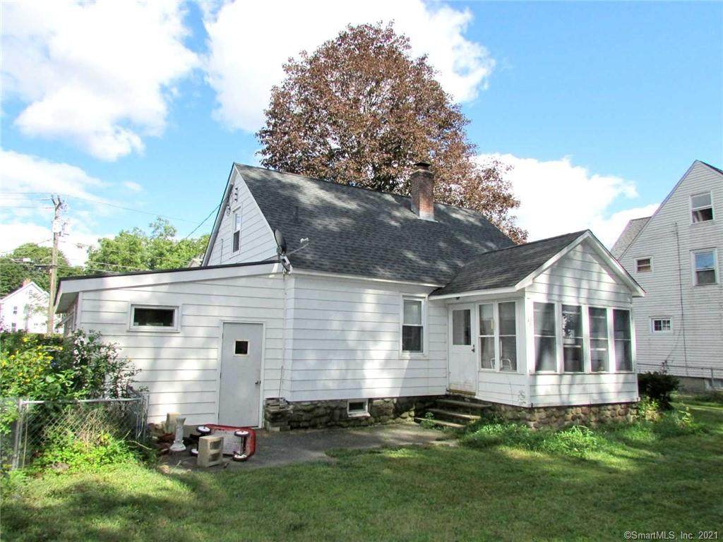 95 Woodbine Street - Photo 1