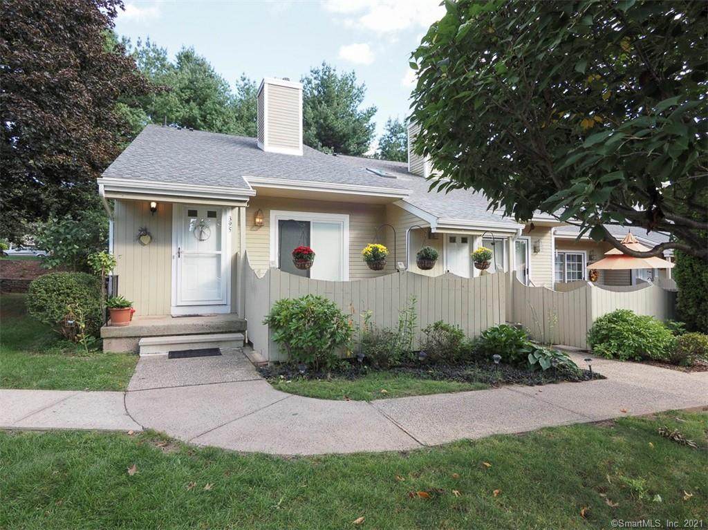 395 Lakeview Drive - Photo 1
