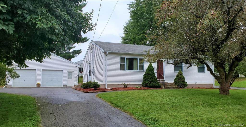 160 Janet Drive - Photo 1