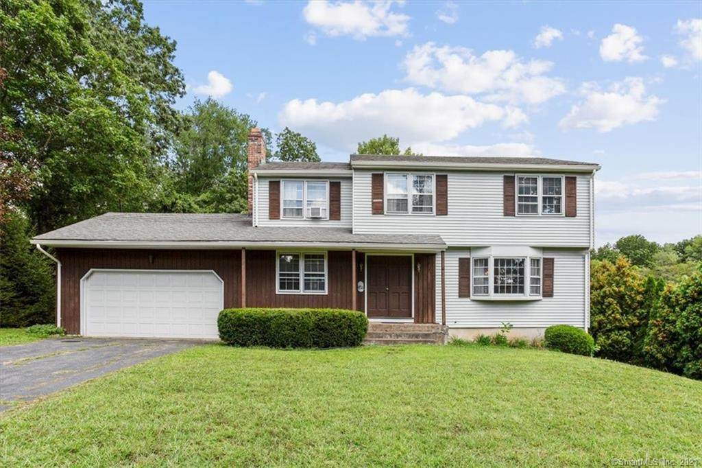 32 Oxford Drive - Photo 1