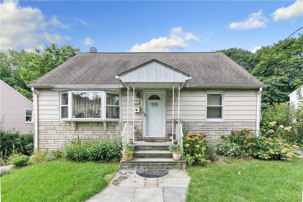 35 Chatham Drive - Photo 1