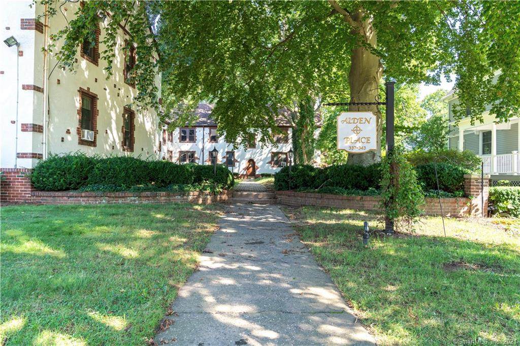 343 Alden Avenue - Photo 1