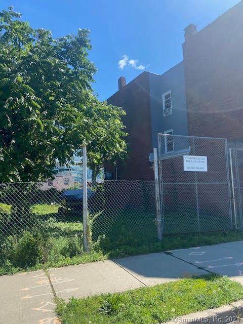 420 Main Street - Photo 1