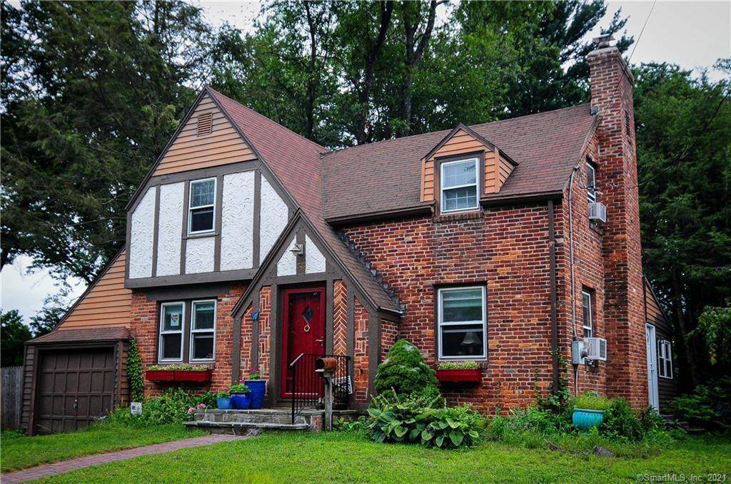 33 Tobey Avenue - Photo 1